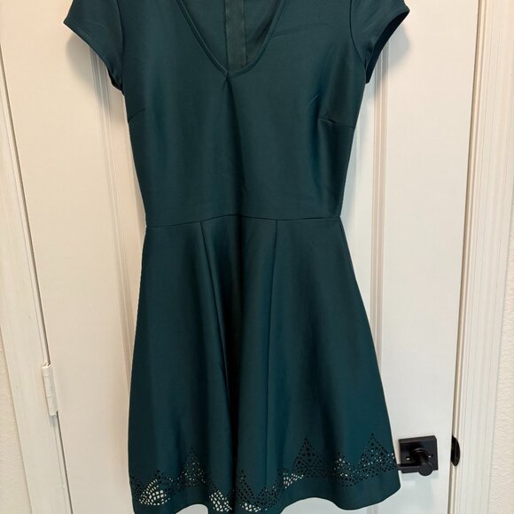 Sequin Hearts Fit & Flare Dress Dark Green Size Jr 3 EUC - Picture 2 of 9